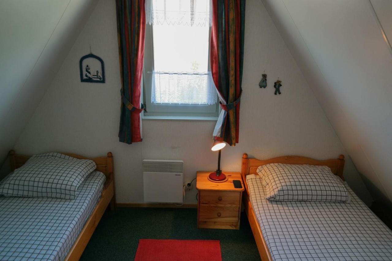 Anjum Marilu 6 Pers Allergy-Friendly House On A Typical Dutch Canal And Quiet Placeヴィラ エクステリア 写真
